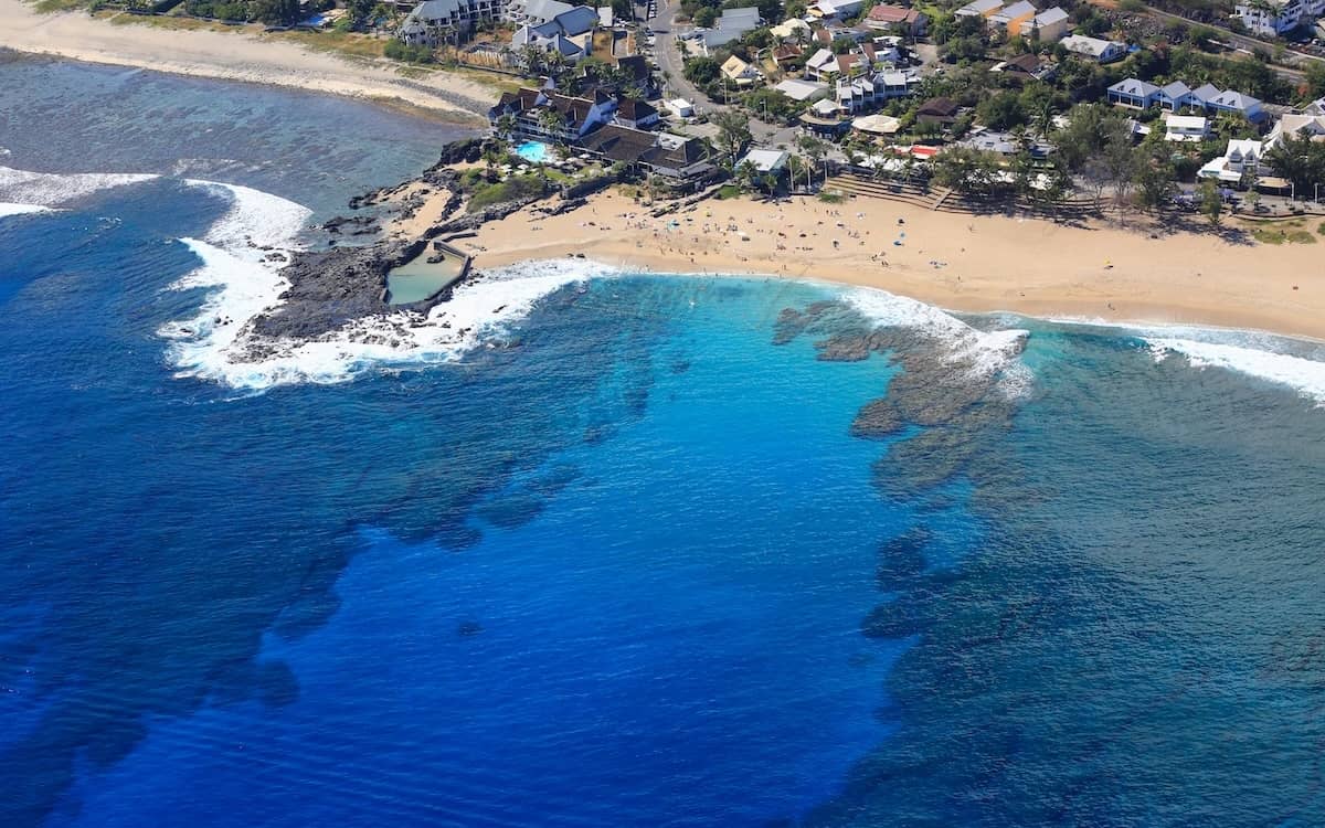 Lagon et océan à La Réunion